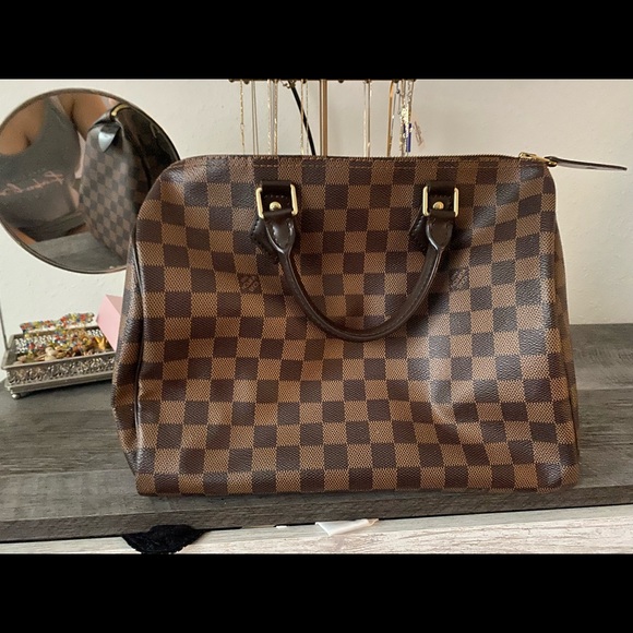 Lv bag - Picture 5 of 5